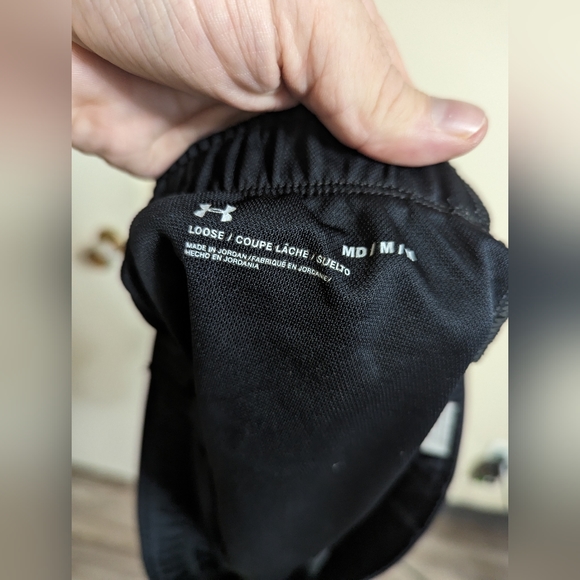 Under Armour shorts - Picture 2 of 3